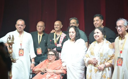 A Star-Studded Day of Faith, Family & Festivity at Mumbai’s Grandest Durga Puja