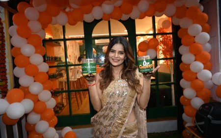 Glamour Meets Dessert: Archana Gautam Launches Her Dream Café “Oye Churros” in Mumbai
